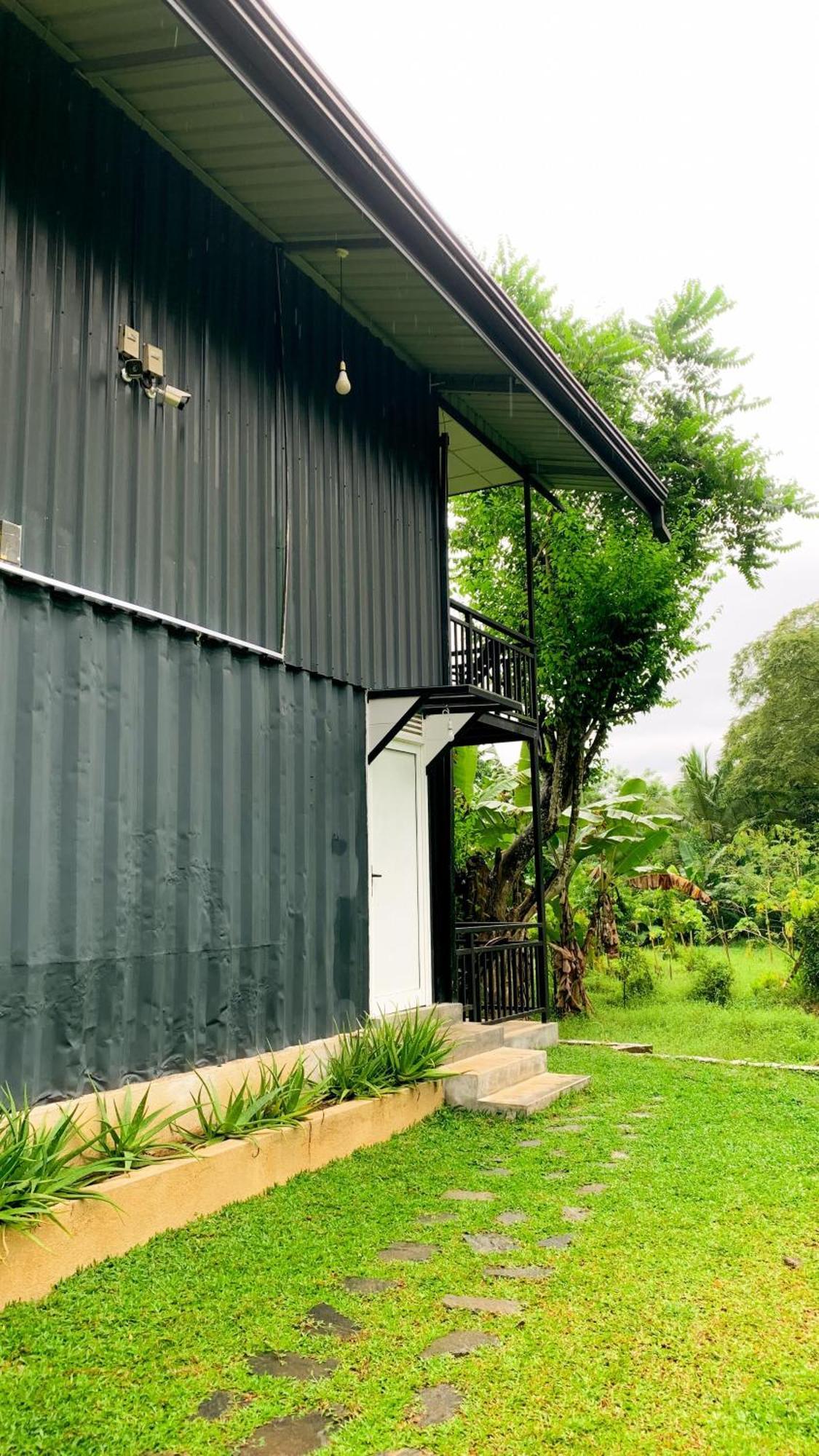 Peacock Village Pinnawala - Offer Alert! Elephant Welfare Program Exterior photo